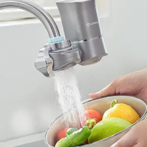 New Water-power sterilization faucet water purifier Ultraviolet deep sterilization 6-stage fine filtration