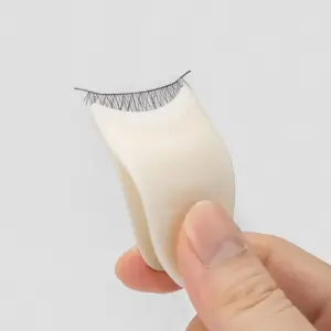 Fast-Clip False Eyelashes Applicator Tool for Women - Non-Slip Design Ensures Quick and Easy Application, Perfect for Girls!