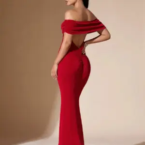 Red Off Shoulder Backless Mermaid Prom Dress for Women, Sexy Slim Fit Evening Gown