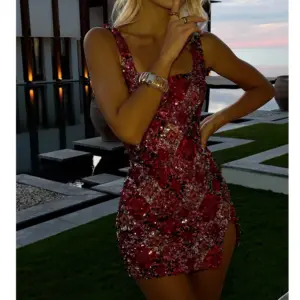 Women Vintage Floral Sequined Mini Dresses Sexy Sleeveless Backless Square Collar Straps Slit Bodycon Party Dresses Club Party