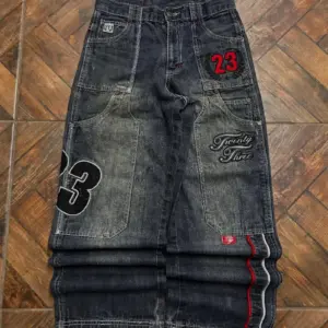 Y2K Fashion Letters Embroidered Big Pockets Washed Baggy Jeans Women High Street Vintage Hip Hop Popular Wild Wide-leg Pants