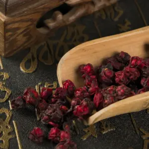 Chinese 100% Natural Schisandra Chinensis For Women's Healthy Bathing For Aromatherapy Candle Beauty Soap Making Raw Material